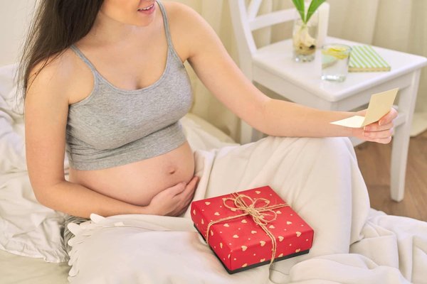 Cadeaux de naissance : pour quel accessoire opter ?