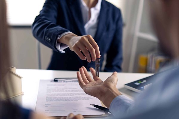 Quels sont les conseils de BARNES Nantes-Atlantique pour l'achat d'une résidence secondaire de luxe ?