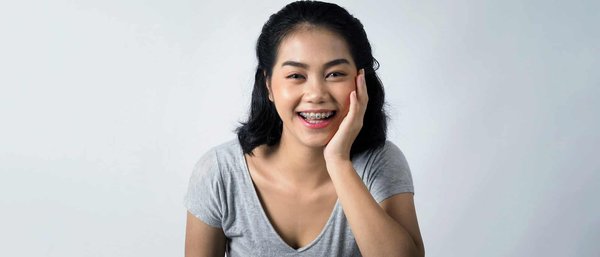 Les prothèses dentaires ont-elles un impact sur l'esthétique du visage ?